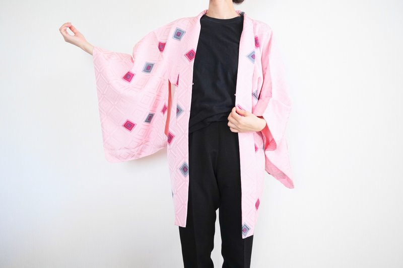 Japanese KIMONO, pink kimono, diamond haori, authentic kimono - 女大衣/外套 - 絲．絹 粉紅色