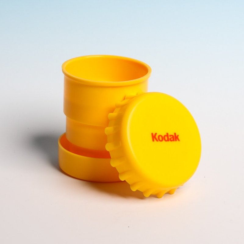 Sanghui Company 1970s KODAK Kodak Portable Can Opener + Folding Glass of Beer Portable Set
