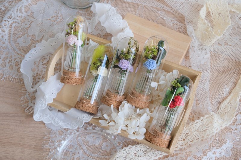 紫式 迷你花瓶玫瑰 細工花 - 擺飾/家飾品 - 棉．麻 多色