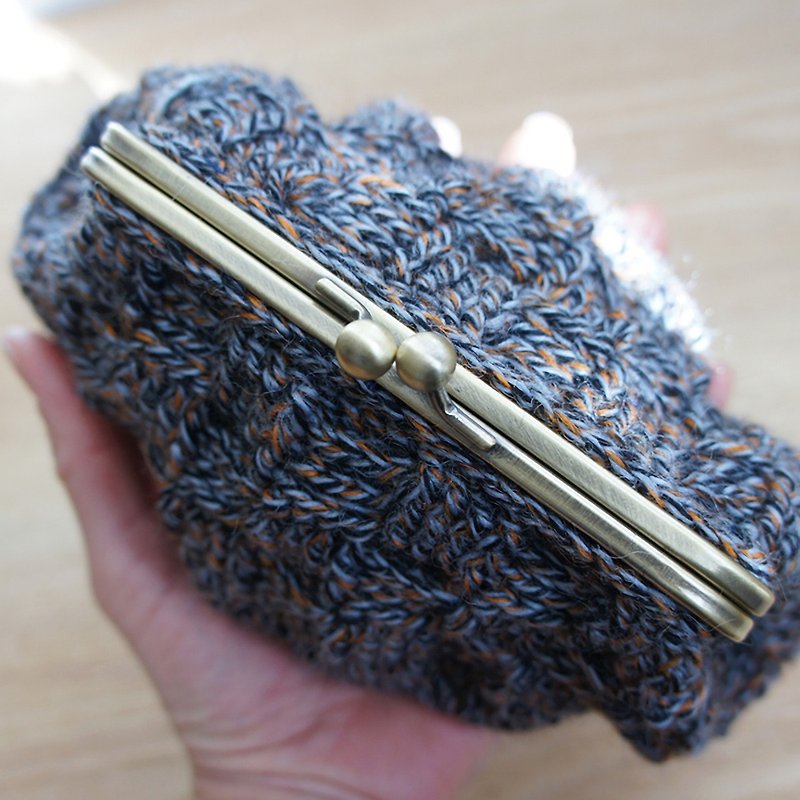 其他材質 化妝包/收納袋 灰色 - Ba-ba handmade Pattern knitted pouch No.C1391