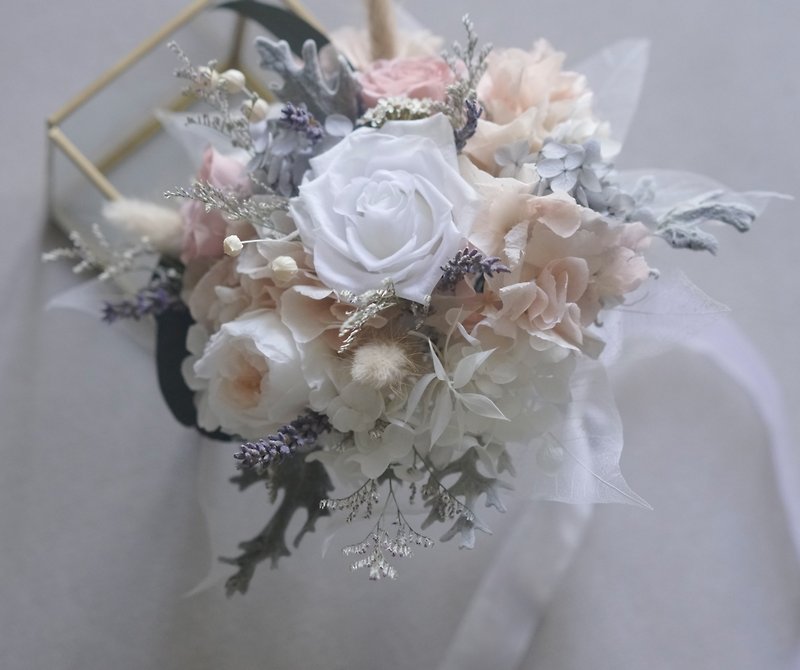 Retro gradient pink rose hydrangea immortal flower without flower bouquet overseas wedding dress suitable for elegant bouquet - ช่อดอกไม้แห้ง - พืช/ดอกไม้ สึชมพู