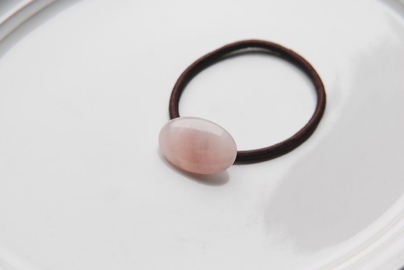 Rose quartz hair tie - เครื่องประดับผม - เครื่องประดับพลอย สึชมพู