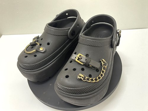 underkini 皮革手工製作 Crocs 吊飾獨特 洞洞鞋配件 洞洞鞋 DIY 3D Crocs