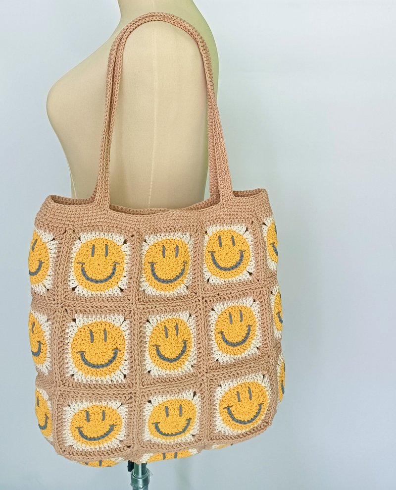 Granny Square tote bag made from bleached rope - 手提包/手提袋 - 棉．麻 