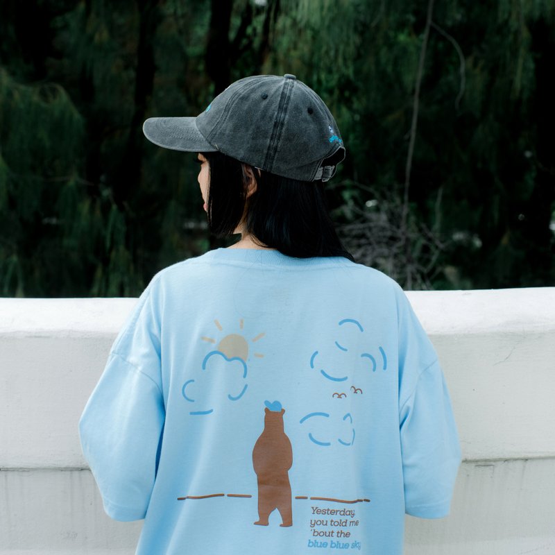 Ouranophile, Changeable color t-shirt (Blue sky) - 帽T/大學T - 棉．麻 藍色