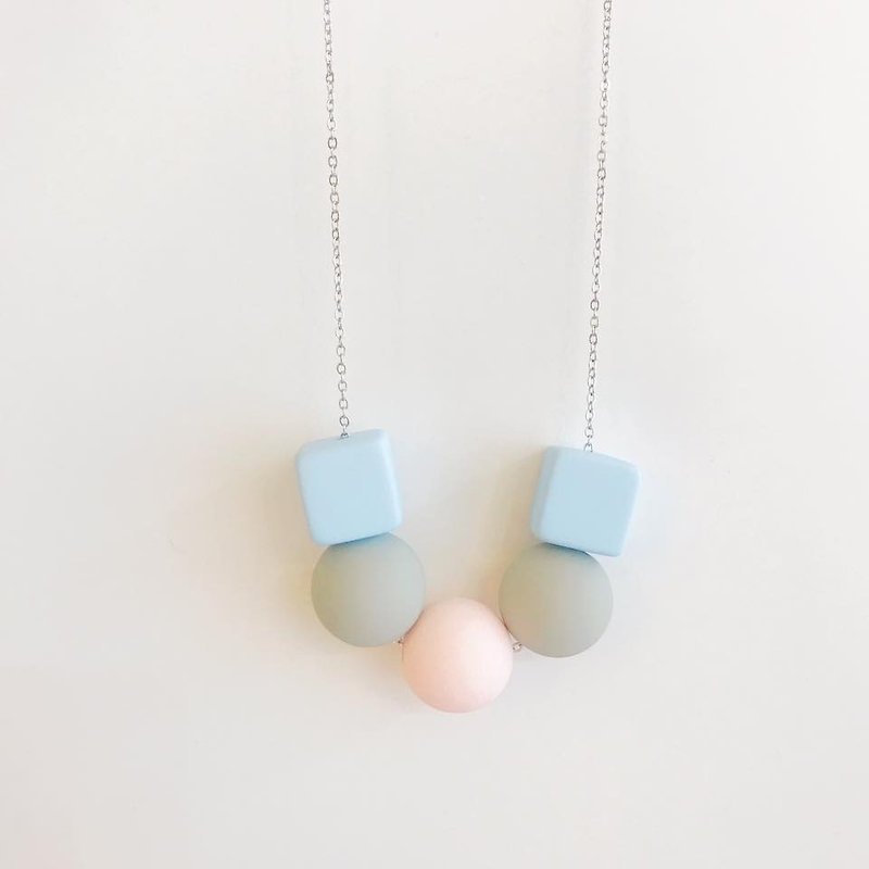Grey Baby Blue Pink  Wooden Ball Necklace Birthday Gift Bridesmaid Gift - Chokers - Plastic Pink