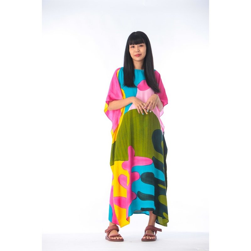 Hand Painted Cotton Silk Kaftan for Summer Resort Vacation Free Size - ชุดเดรส - ผ้าฝ้าย/ผ้าลินิน สึชมพู