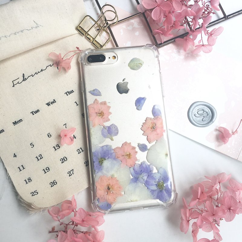 Romantic Sea of pastel:: pressed flower iphone case - เคส/ซองมือถือ - พืช/ดอกไม้ สีม่วง