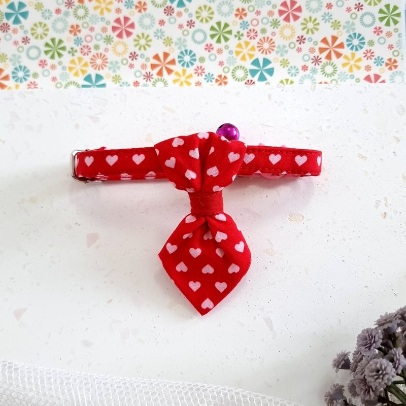 Heart  Valentine Love fabric Cat Necktie Collar with Breakaway Safety Buckle - 項圈/牽繩 - 棉．麻 紅色