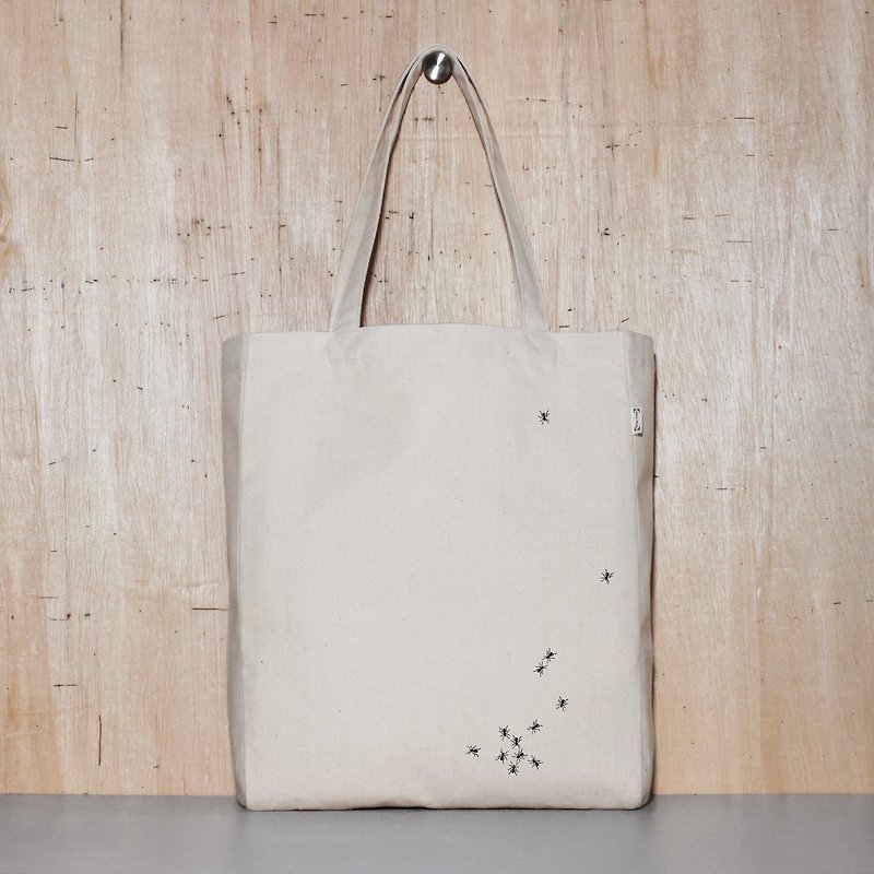 There are ants _ gifts. canvas bags - กระเป๋าแมสเซนเจอร์ - ผ้าฝ้าย/ผ้าลินิน สีกากี