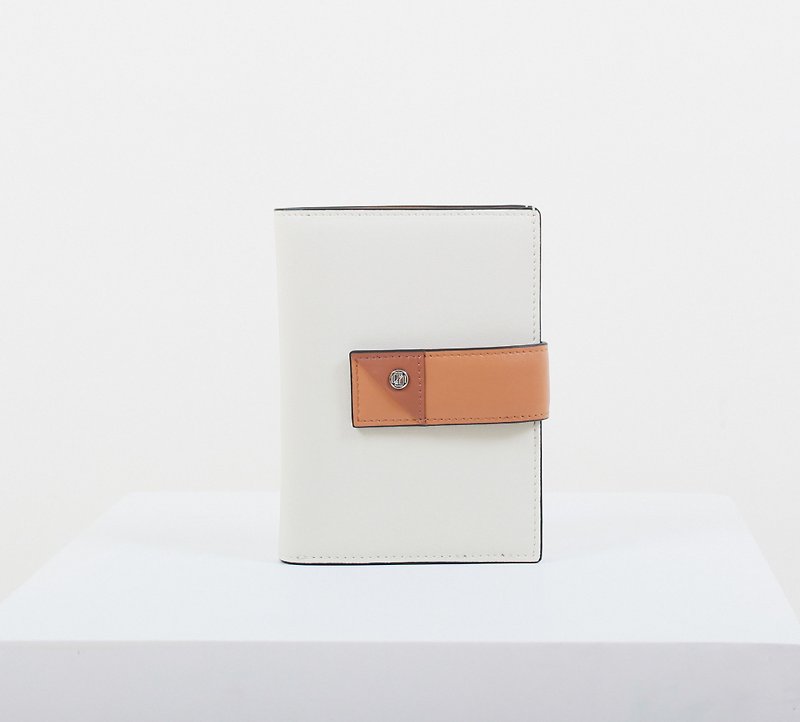Two-Tone Flap Wallet | Oat x Caramel - กระเป๋าสตางค์ - หนังเทียม ขาว