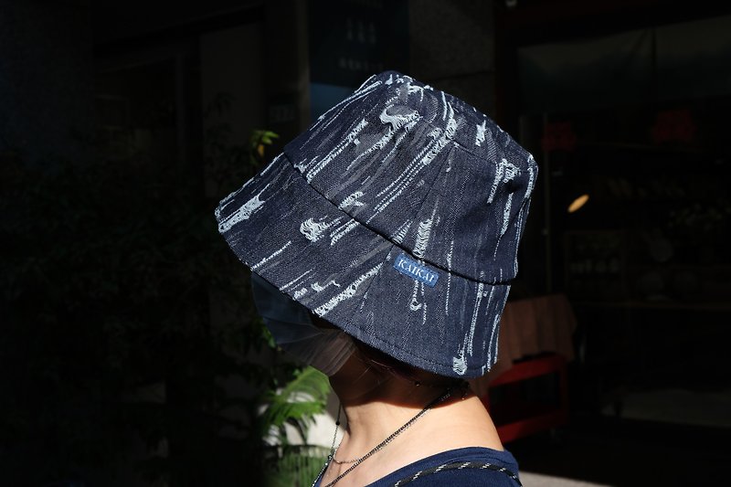 KAIKAI - Texture Playground - 撕裂提花漁夫帽 - 帽子 - 棉．麻 藍色