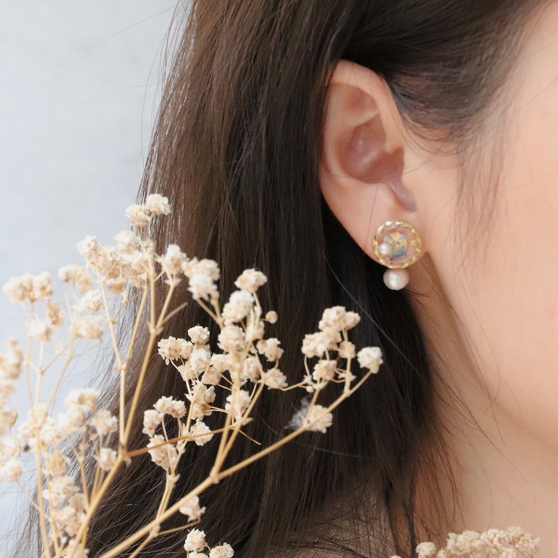| Popular models | Asteroid 18k gold-packed earrings 2way front and rear detachable dry flower earrings - Earrings & Clip-ons - Resin Blue
