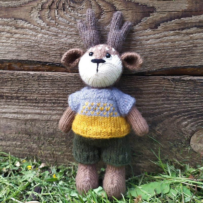 Handmade toy deer | Knitted toy - 公仔/玩偶 - 羊毛 
