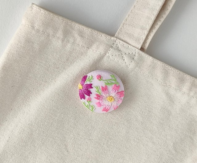 秋の花コスモス刺繍ブローチor刺繍ヘアゴム - ショップ かな