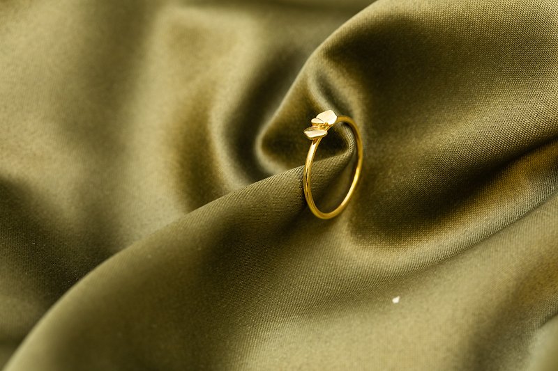 王者香氣 簡約蘭花造型金戒指 - 戒指 - 純銀 