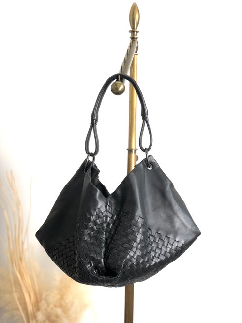 ファッション雑貨・小物その他 BOTTEGA VENETA Vassoio medio in pelle Interlocking Bottega Veneta® Vassoio grande in pelle Interlocking in