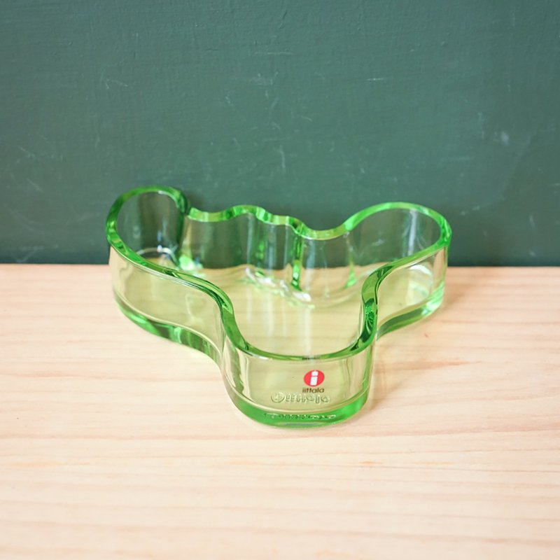【北極二手雜貨】芬蘭帶回 禮品Iittala 絕版品 Aalto malja - 擺飾/家飾品 - 玻璃 綠色