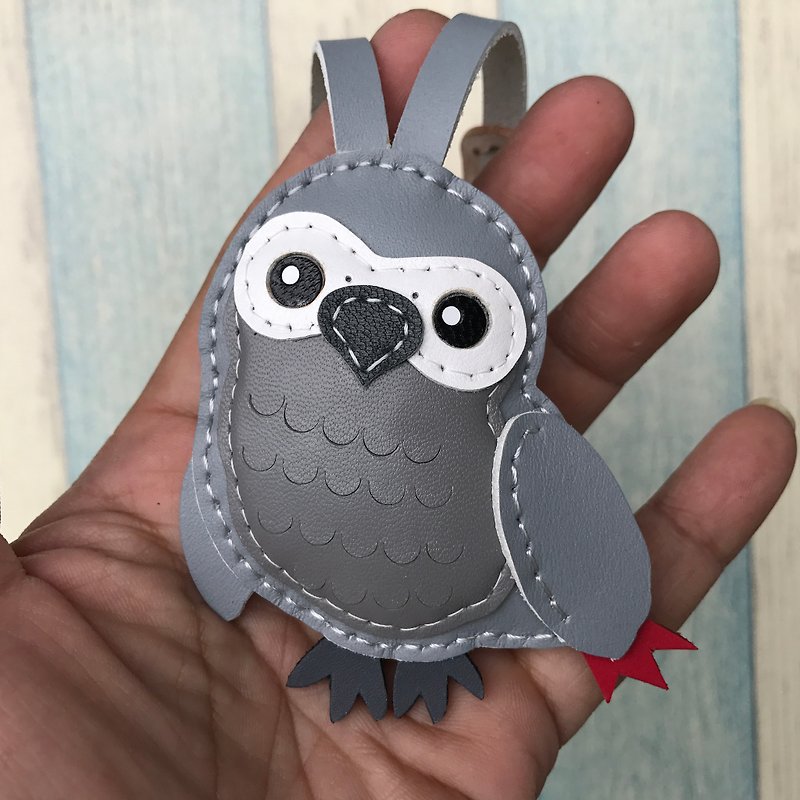 Healing small object light gray cute African parrot handmade leather charm small size - พวงกุญแจ - หนังแท้ สีเทา