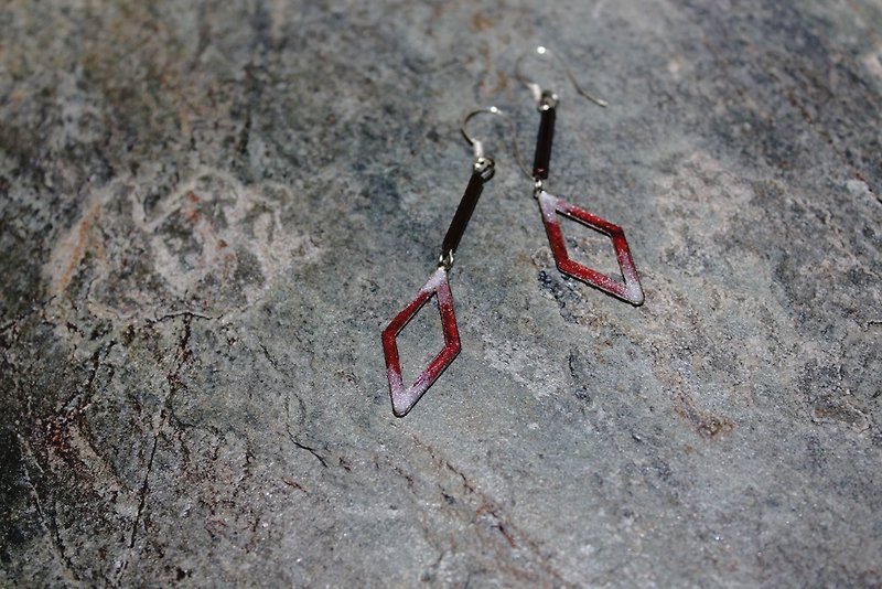 Rhombus Soft Pottery Earrings - Pearl White X Texture Coffee Red - Earrings & Clip-ons - Pottery Brown