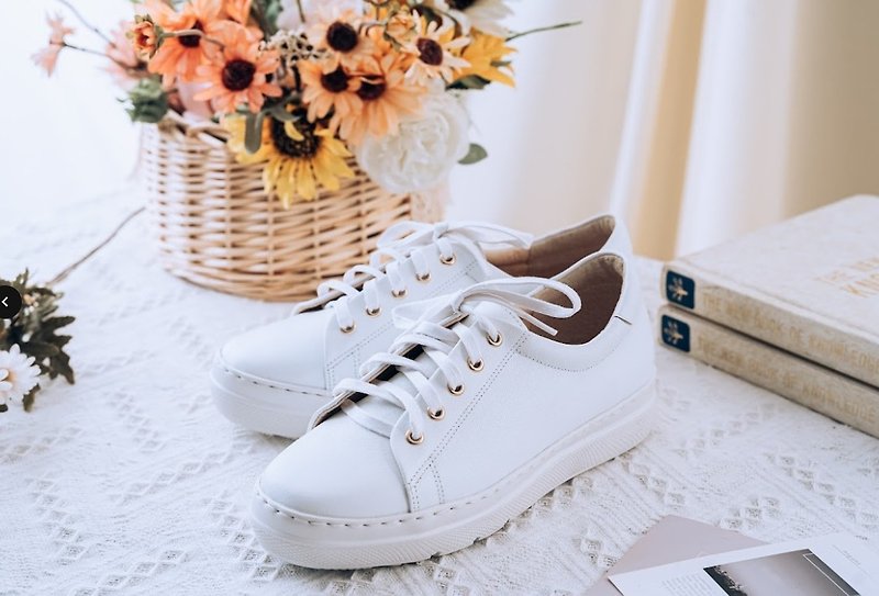 [Cookies] Visually slimming 5kg, full genuine leather MIT foot beauty cookie thick-soled white shoes-white - รองเท้าลำลองผู้หญิง - หนังแท้ 