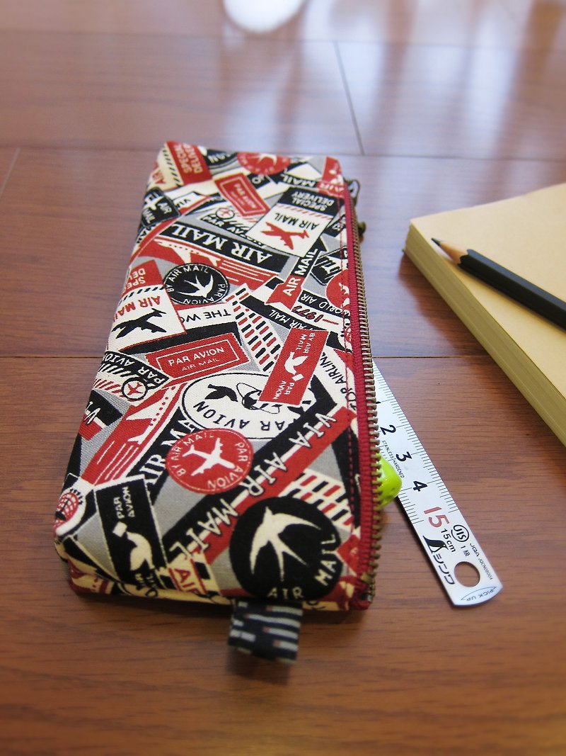 Airmail‧Personalized pencil case - กล่องดินสอ/ถุงดินสอ - วัสดุอื่นๆ สีแดง