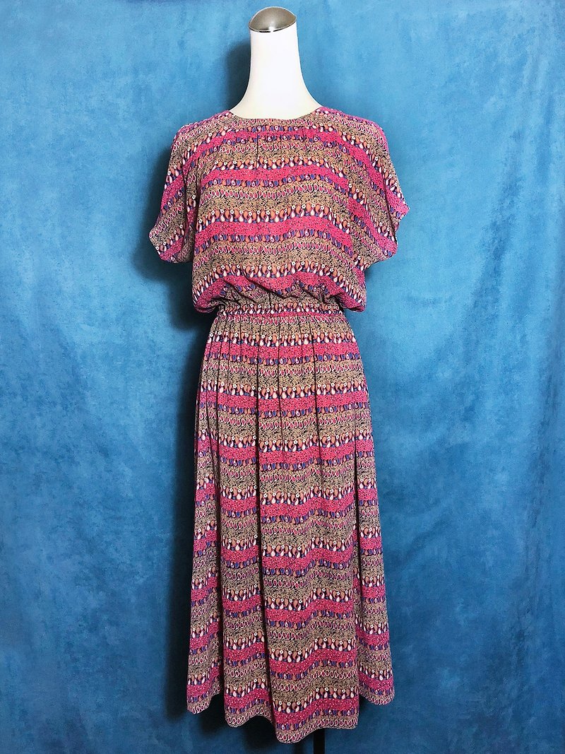 Complex Totem Half Sleeve Vintage Dress / Foreign Return to VINTAGE - ชุดเดรส - เส้นใยสังเคราะห์ หลากหลายสี