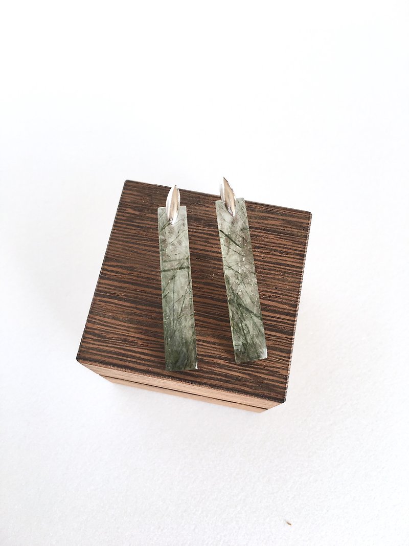 Green Rutilated quartz stud-earring - Earrings & Clip-ons - Stone Green