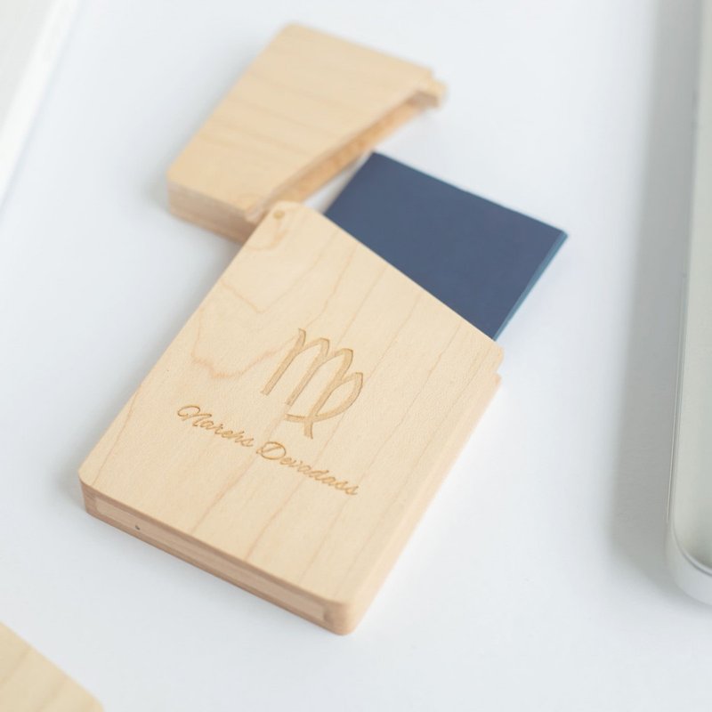 パーソナライズされた木製の名刺ホルダー - 名刺入れ・カードケース - 木製 
