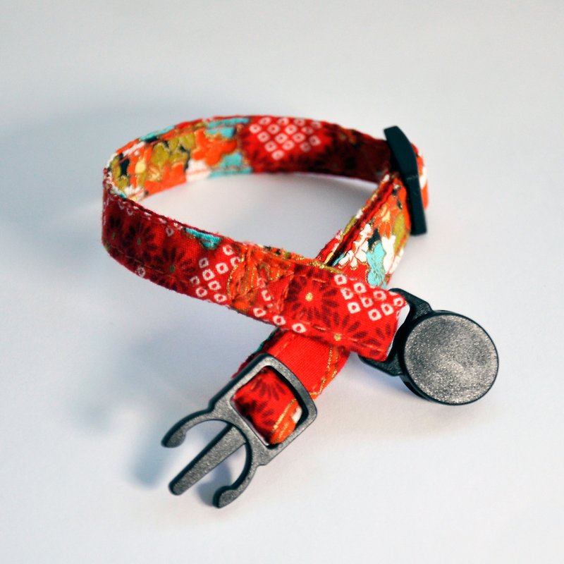 Nuke cat collar Japanese safflower cat safety collar - Collars & Leashes - Cotton & Hemp Red