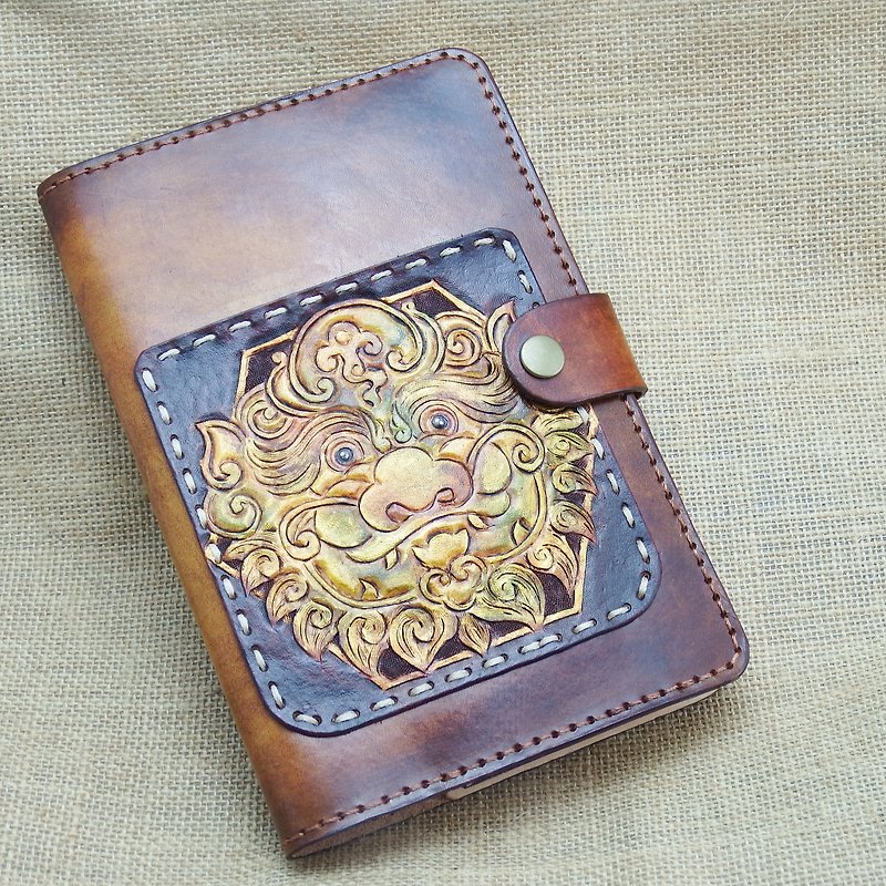 Lucky Lion-Leather Notebook, Handbook, Book Cover (Plus Leather Bookmark) - สมุดบันทึก/สมุดปฏิทิน - หนังแท้ สีนำ้ตาล
