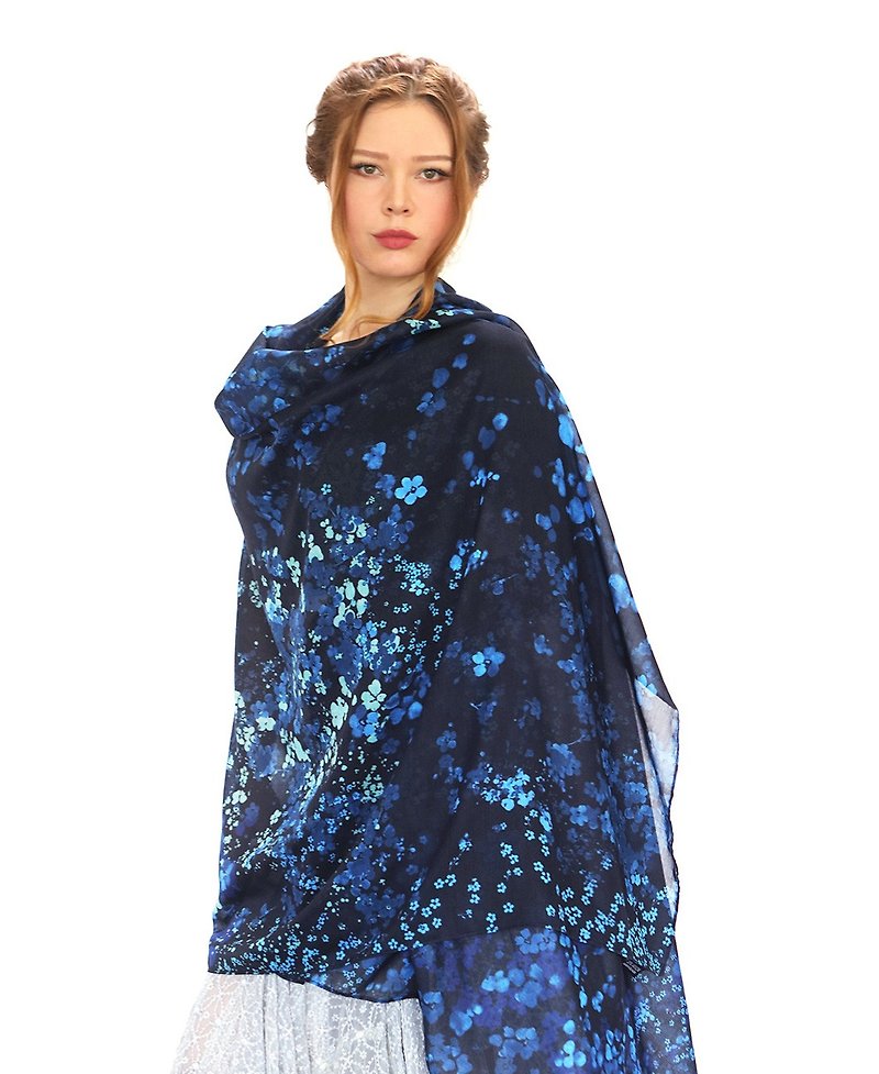 Forget Me Not Blue Scarf - 絲巾 - 棉．麻 