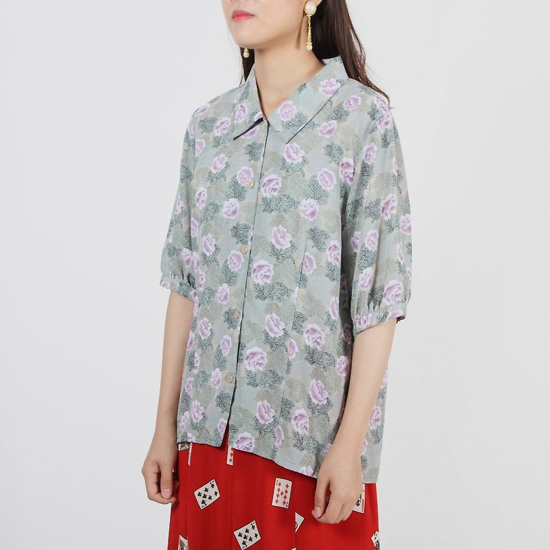 (Eggs and plants vintage) mountain flower print short-sleeved vintage shirt - Women's Shirts - Polyester Green