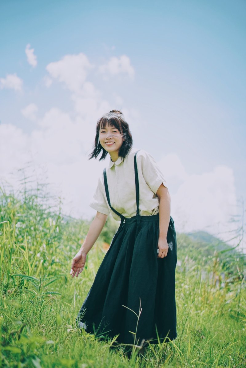 The Shiroi 手工打摺麻質可拆卸吊帶雙面兩穿裙 | 女生衣櫃必備 - 裙子/長裙 - 棉．麻 藍色