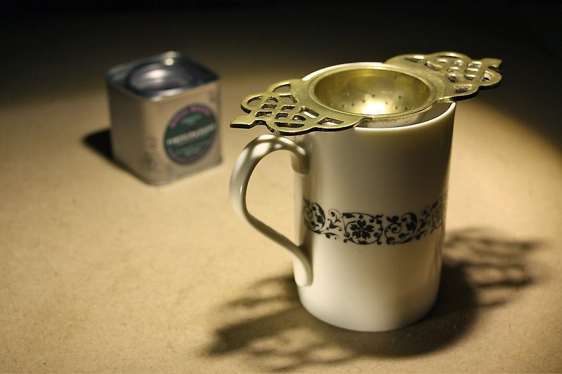 無違和感 購自荷蘭 20 世紀中期老件 法國銅胎鍍銀古董倒茶濾茶器 - 茶具/茶杯 - 銅/黃銅 金色