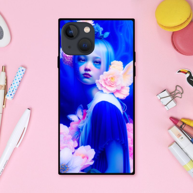 幻想的でゆめかわいい雰囲気の女の子と花や蝶 スクエア型スマホケース【強化ガラス仕上げ】iPhone16 対応 - 手機殼/手機套 - 塑膠 多色
