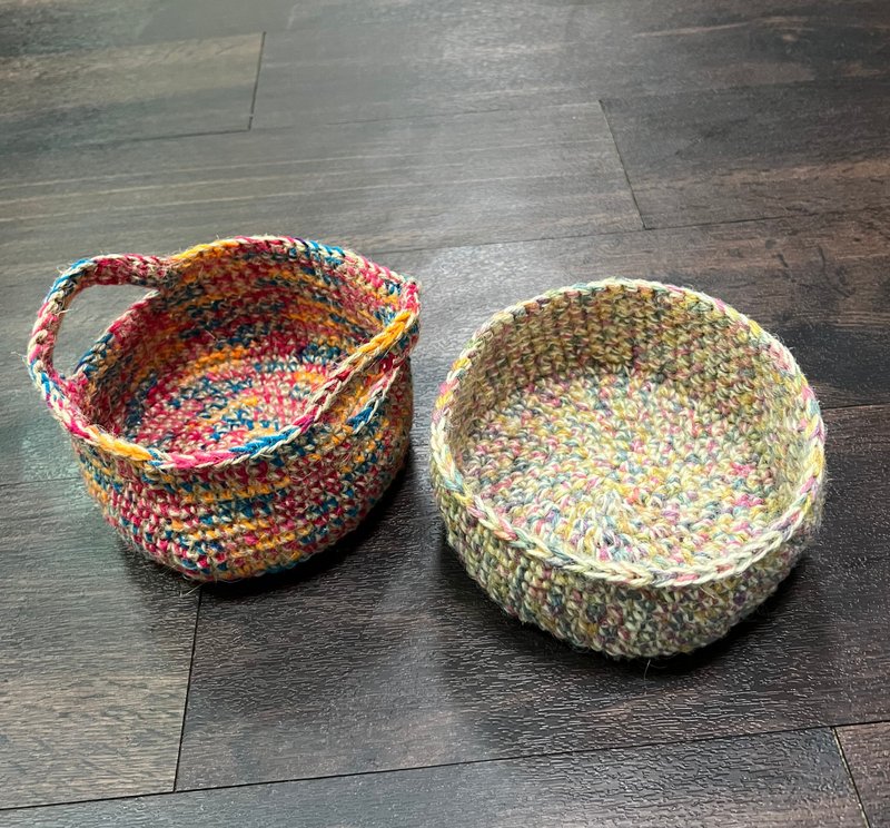 手工 彩色麻線盒 容器型 圓形甕 手工編織、鉤針 飾品盒 - 居家收納/收納盒/儲物盒 - 棉．麻 