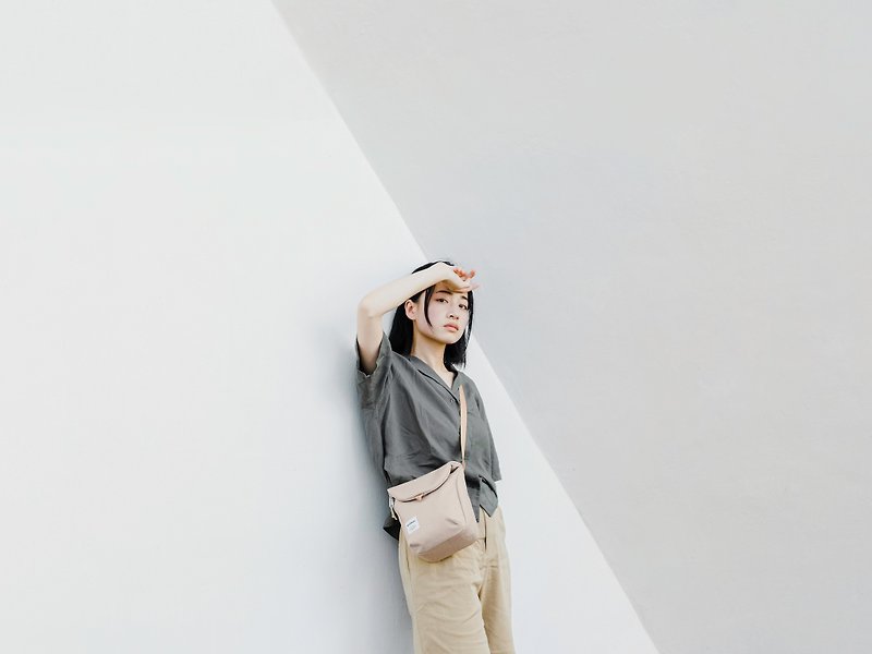 【hellolulu】All Day Sling Bag - DESI  (Egg Shell) - Messenger Bags & Sling Bags - Polyester Khaki