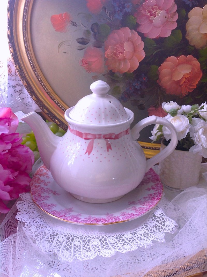 British pottery 1947s red bow polka dot flower teapot, coffee pot ~ designated buyer subscript - ถ้วย - เครื่องลายคราม สึชมพู