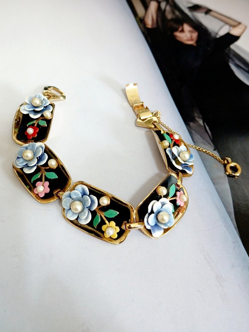 vintage jewelry古典珍品  Alice 琺瑯立體珍珠花卉 手鍊 - 手鍊/手環 - 其他金屬 