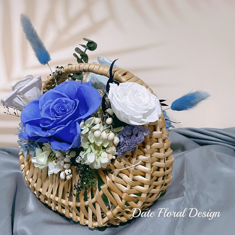 Come to see you with blessings, eternal life flower basket - ช่อดอกไม้แห้ง - พืช/ดอกไม้ สีน้ำเงิน