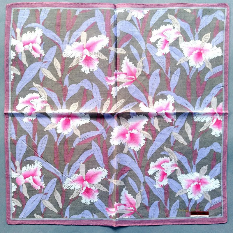 Philippe Venet Vintage Handkerchief Women Handkerchief Lily 17 x 17 inches - 手帕 - 棉．麻 粉紅色
