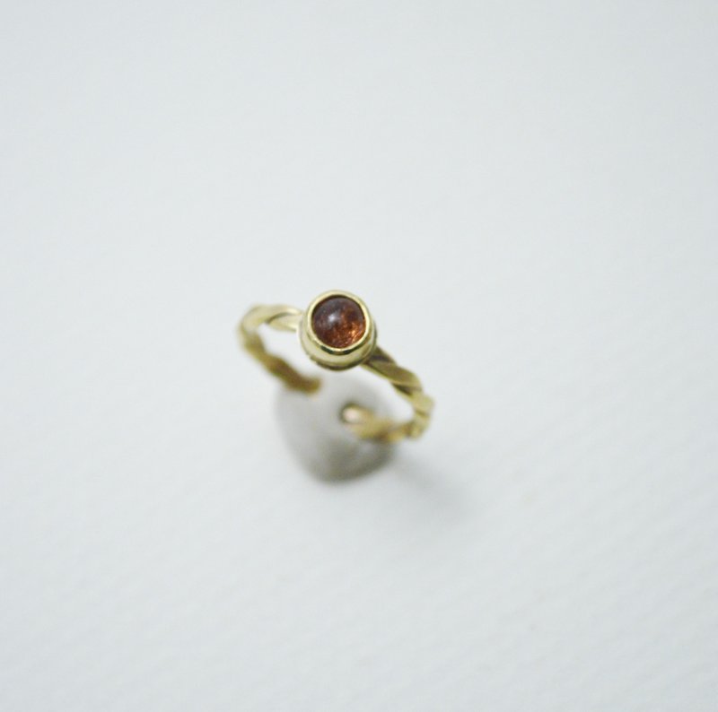 簡單系列-奧勒岡太陽石‧黃銅開放戒圍戒指‧Type1 - 戒指 - 銅/黃銅 橘色