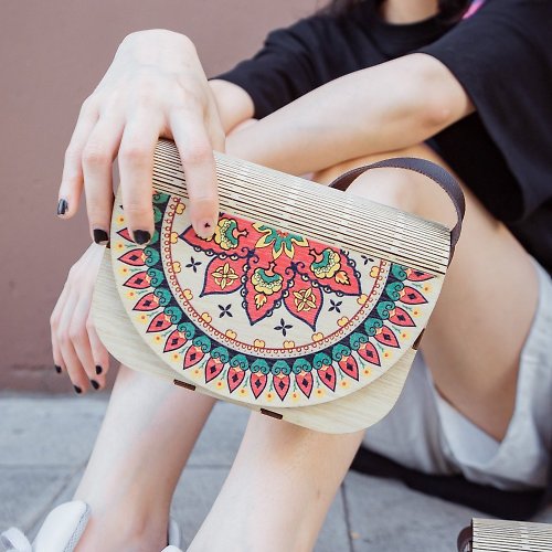 Jewel Art Studio 獨特的波西米亞圖案木質手袋 活躍夏日的時尚少女個性