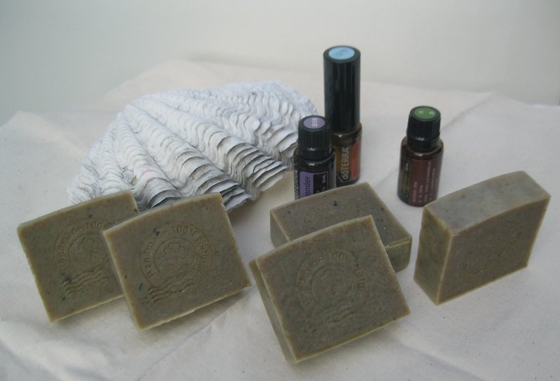 [Natural Soap] Lavender soap wormwood - ผลิตภัณฑ์บำรุงผิว/น้ำมันนวดผิวกาย - วัสดุอื่นๆ สีเขียว