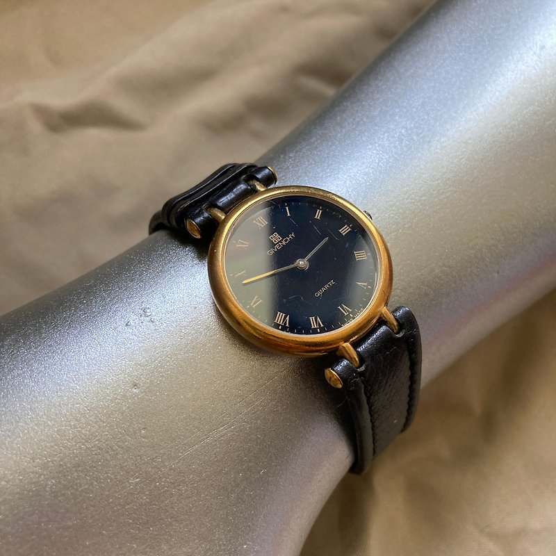GIVENCHY Givenchy black round Swiss movement leather strap antique watch vintage - นาฬิกาผู้ชาย - โลหะ สีดำ