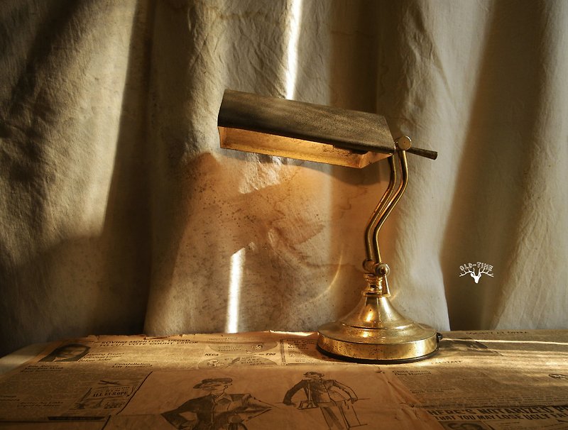 [Old Time OLD-TIME] Early Taiwanese copper table lamp - โคมไฟ - วัสดุอื่นๆ 