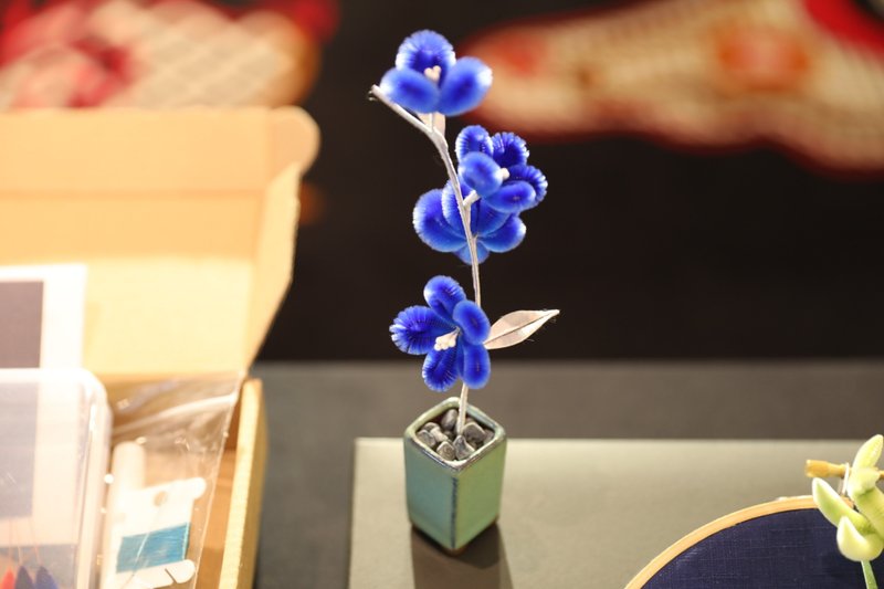 雪霽天晴朗 絨花工藝 纏花工藝 - 擺飾/家飾品 - 其他人造纖維 多色