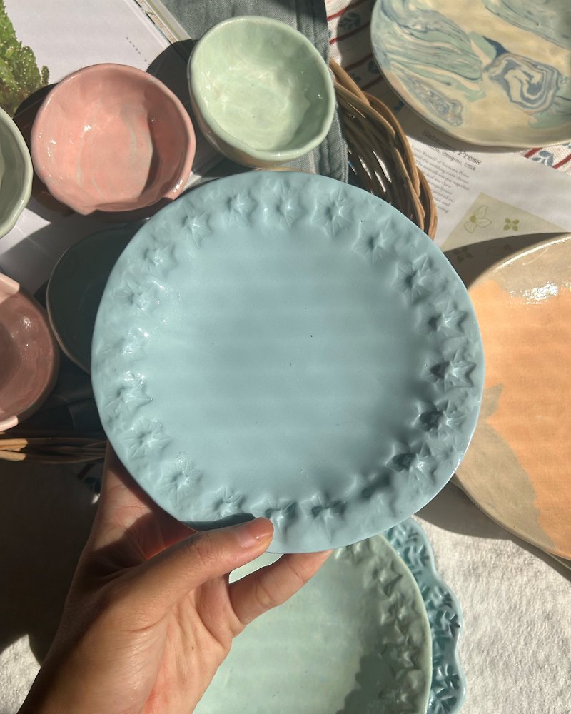 Hand Built Plate | Snowflakes | Stamp | Ceramic Handmade - เซรามิก - ดินเผา สีน้ำเงิน