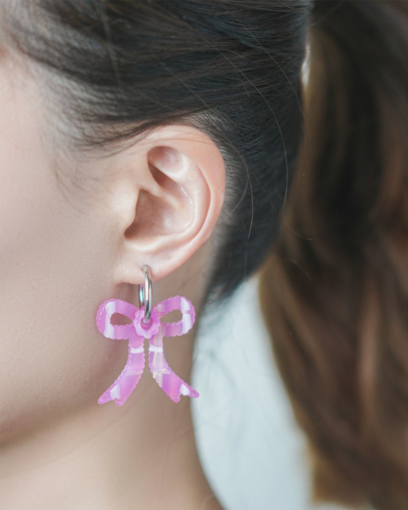 泡泡蝴蝶結 - 耳環 - 限定色 - 耳環/耳夾/耳骨夾 - 壓克力 多色